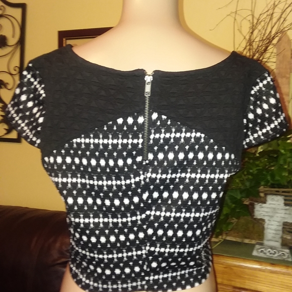 JESSICA SIMPSON Crop Top sz M - Picture 6 of 8